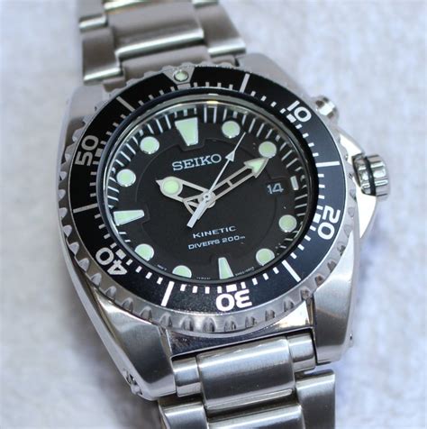 seiko kinetic scuba 200m.